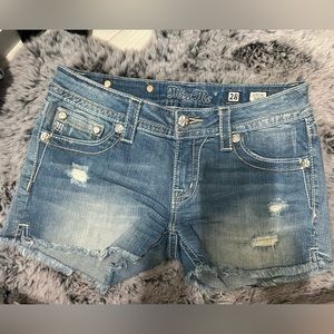 Miss Me shorts size 28